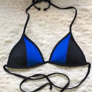 Two-Toned Triangle Top